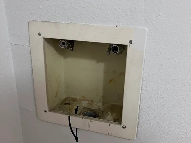washer/dryer hookup