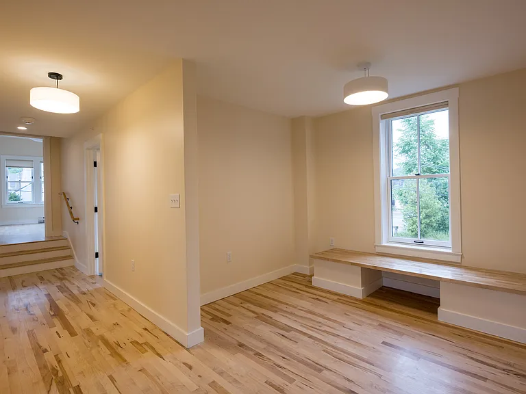 101 N Main St #203 — Photo 10