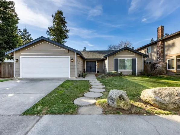 8936 Castle Park Dr, Elk Grove, CA 95624
