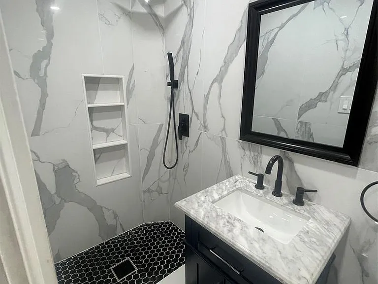 1226 Bergen Ave #1 — Photo 6