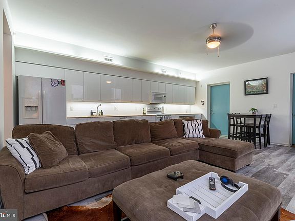 2nd image of 2119 E Cumberland St APT 2