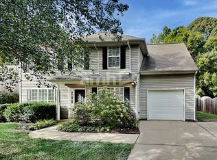 121 Southcliff Dr, Waxhaw, NC 28173