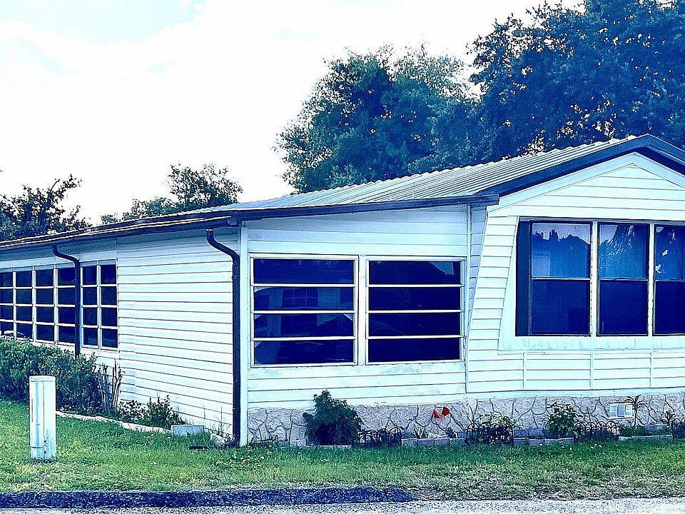 1st image of 4005 Southgate Dr