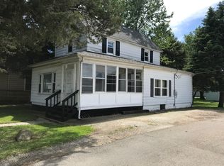 345 S Wall St, Kankakee, IL 60901