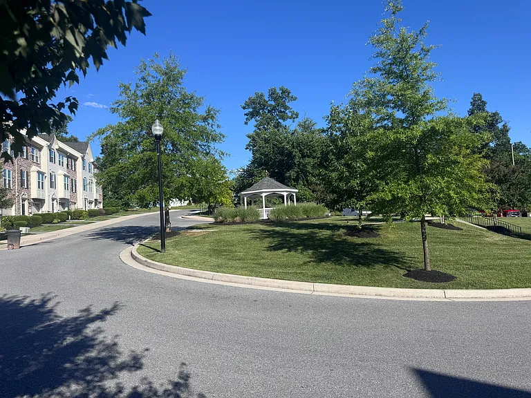 345 Cherrystone Ct — Photo 5