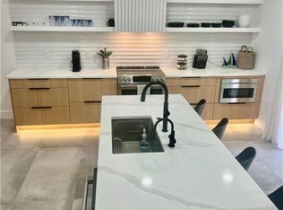 2600 S Kanner Hwy APT D6, Stuart, FL 34994