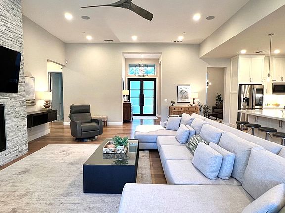 3rd image of 13056 Austin Forest Cir