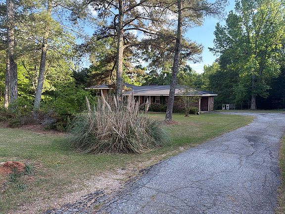 3rd image of 218 Lakeview Dr