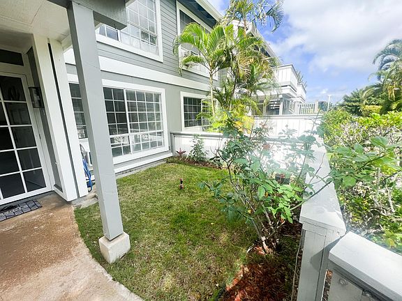 2nd image of 492 Mananai Pl #13-D