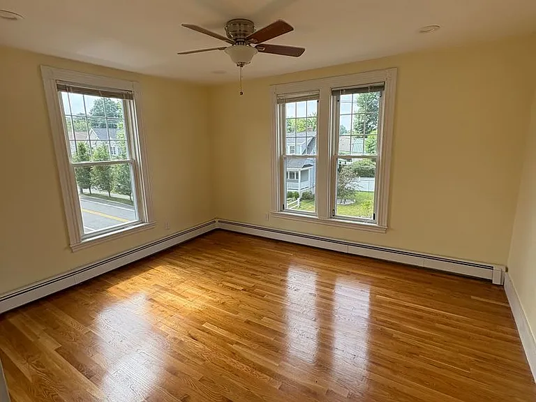 63 Oak St #2B — Photo 7