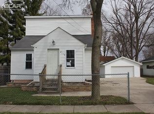 2119 E Whittemore Ave, Burton, MI 48529