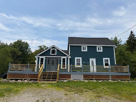 2nd image of 33 Blake Farm Road