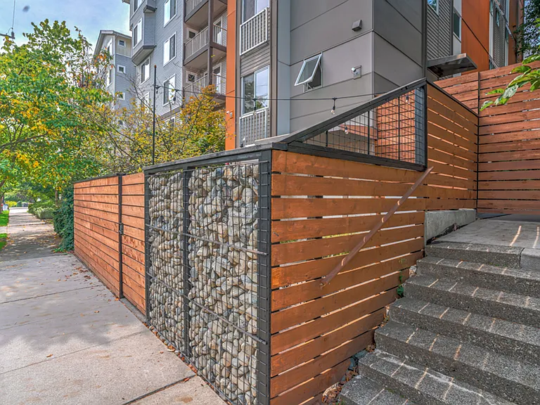 Soleil Apartments — Photo 41