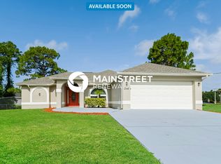 1045 Albany Ave, Lehigh Acres, FL 33971