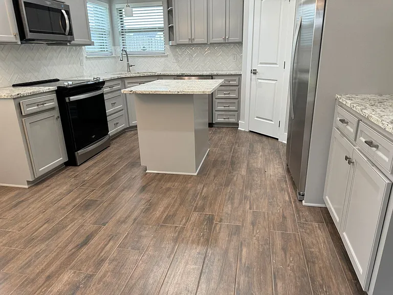 520 Half Moon Ct — Photo 6