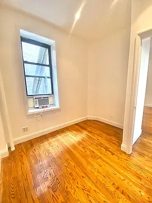 Rented by Corcoran | media 14