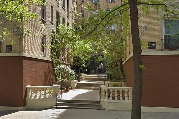 Rented by Level Group | media 22