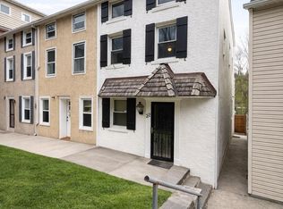 22 Balligomingo Rd, Conshohocken, PA 19428