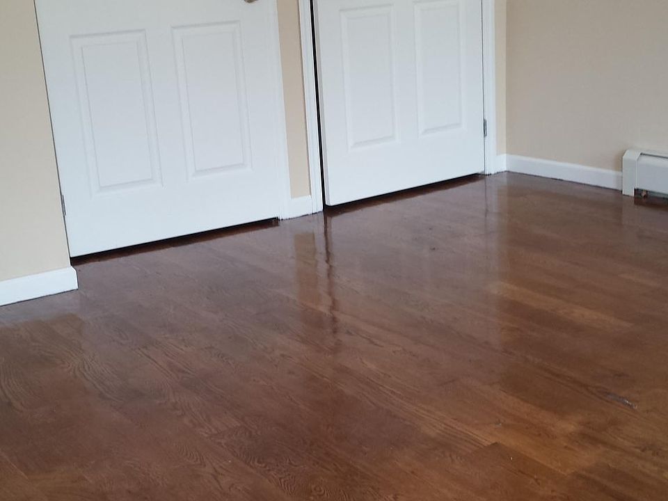 2nd image of 4026 Bronx Blvd