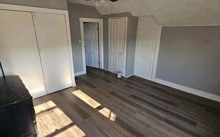 602 Hutchins Ave — Photo 2