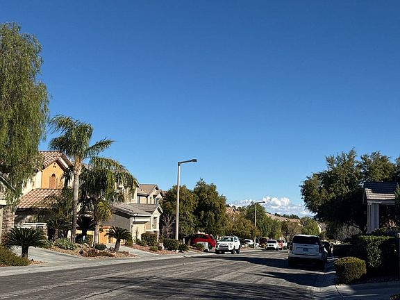 4th image of 11624 Aruba Beach Ave