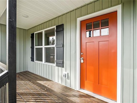 4th image of 708 Ferndale Dr