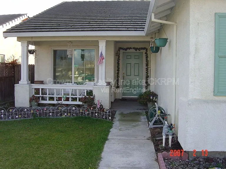 1720 Alcira Nunez St — Photo 13
