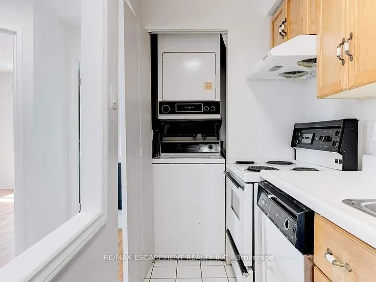 175 Hunter St E #207 — Photo 20
