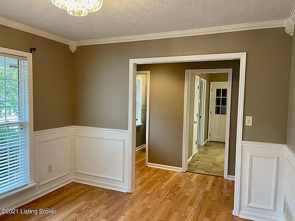 3rd image of 11901 Anoka Ct