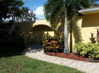 3248 Springwood Dr, Clearwater, FL 33761