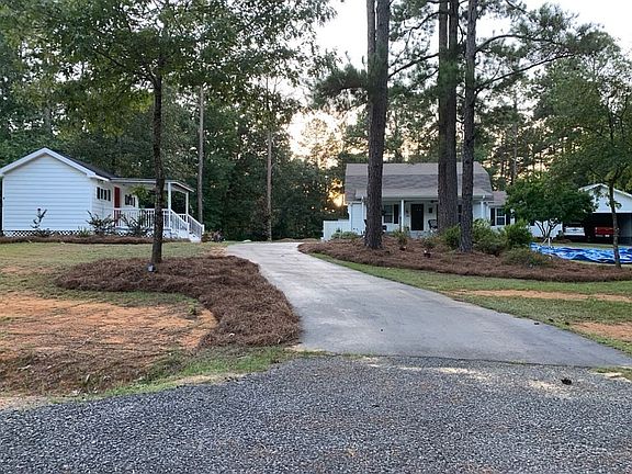 2nd image of 115 Holly Ridge Dr
