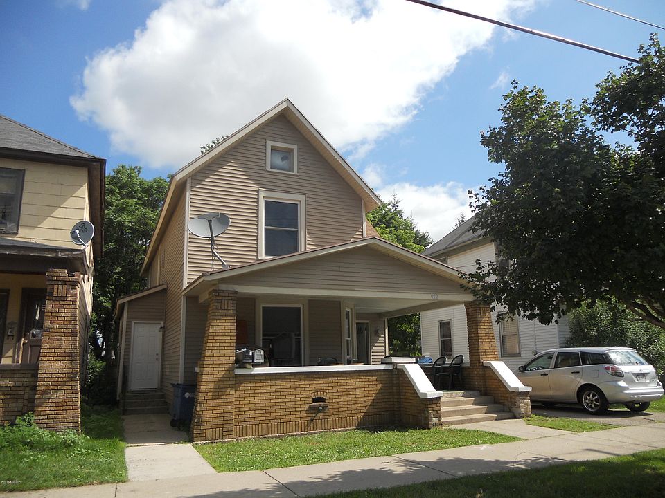 1st image of 929 Chatham St NW