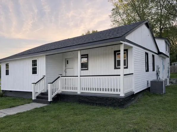 204 Craven St #204, Wallace, NC 28466