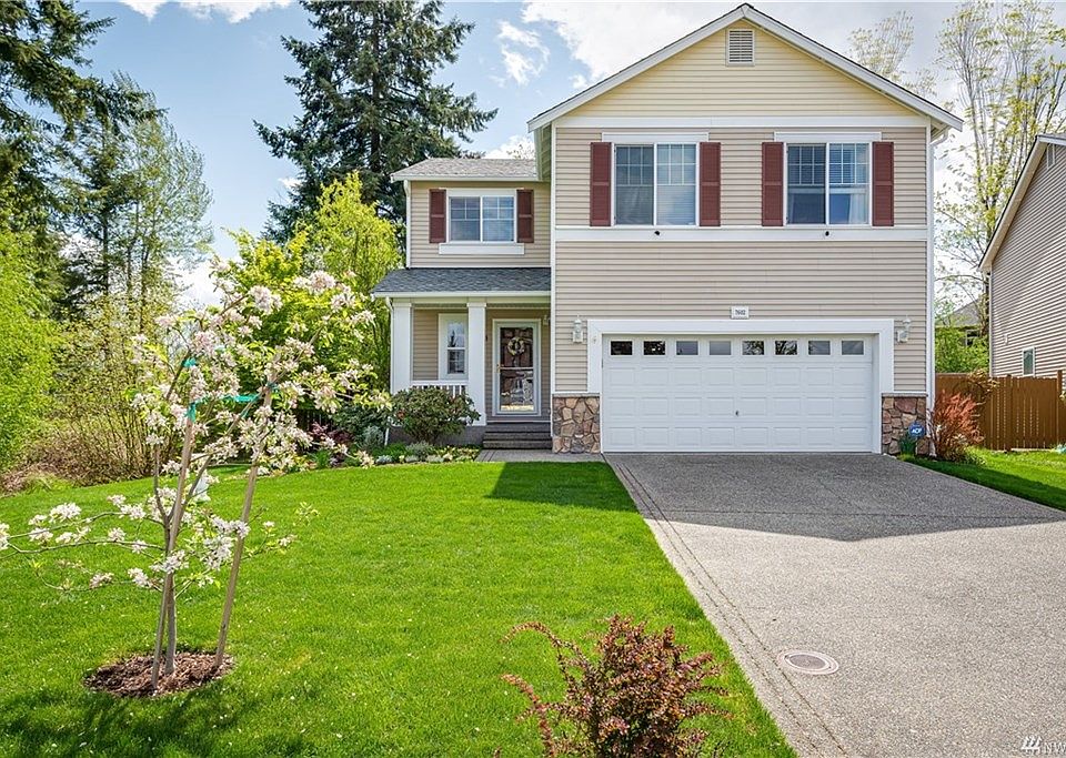1st image of 7602 208th Ave E