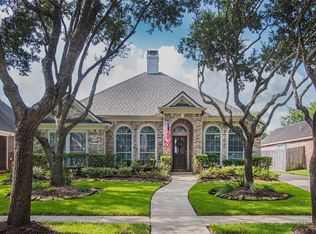 2911 Five Oaks Dr, Missouri City, TX 77459