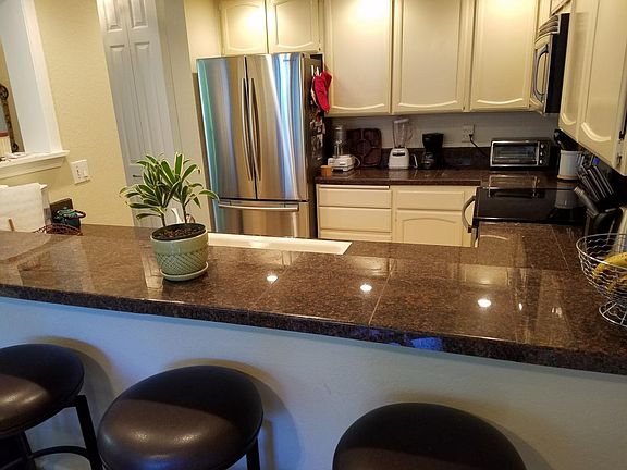 3rd image of 2911 Leotar Cir