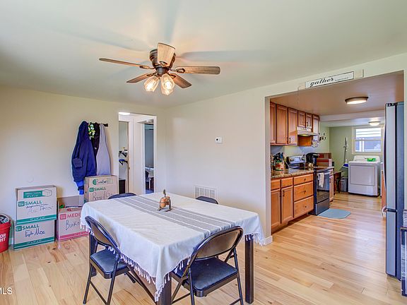 4th image of 178 Conant Rd