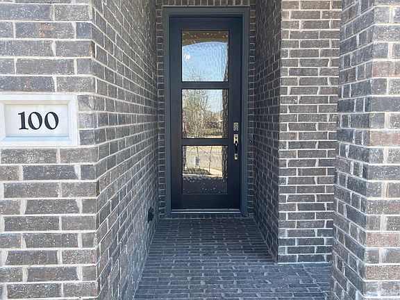 2nd image of 100 Marina Dr