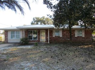 704 Marcia Cir, Mary Esther, FL 32569