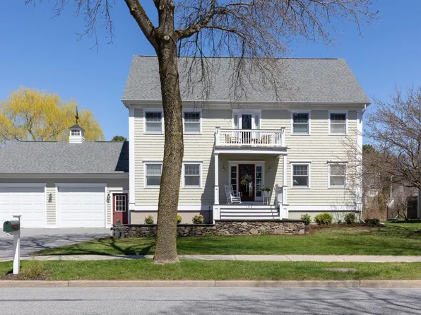 166 Appletree Point Road, Burlington, VT 05408