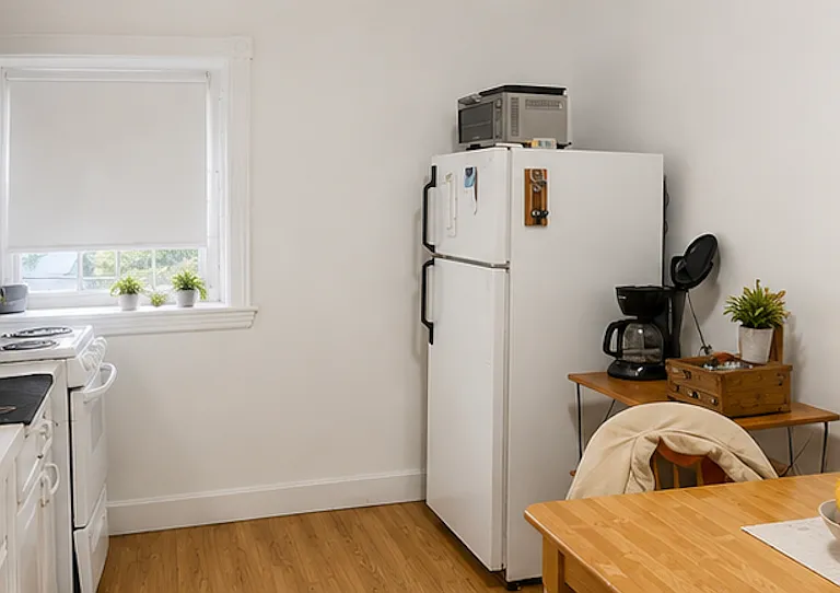 1597 Beacon St #B — Photo 3