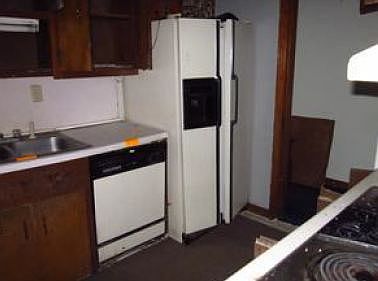 3rd image of 9071 Harrison Ave