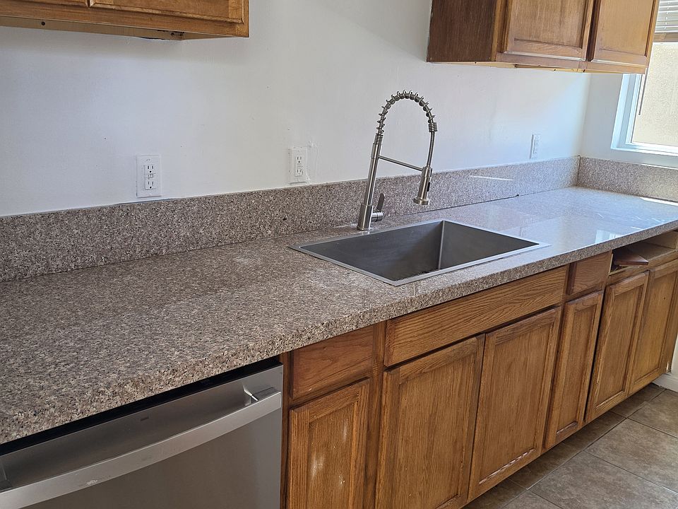 1st image of 66712 Estrella Ave