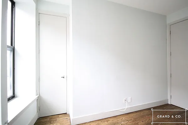 Rented by Grand & Co. | media 27