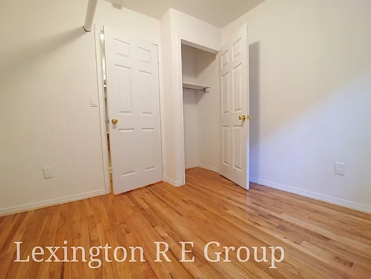 Rented by Lexington Real Estate Group | media 3