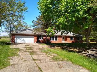 6809 Shields Rd, Harvard, IL 60033