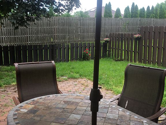 4th image of 111 Willowbrook Dr