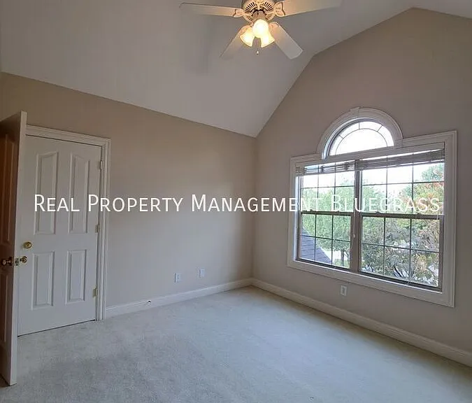 1221 Birmingham Ln — Photo 20