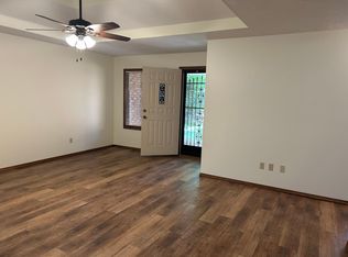 828 W Raynell St #828, Springfield, MO 65807