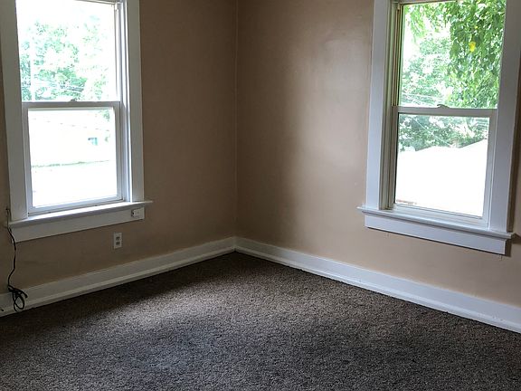 4th image of 1763 Huffman Ave APT 1